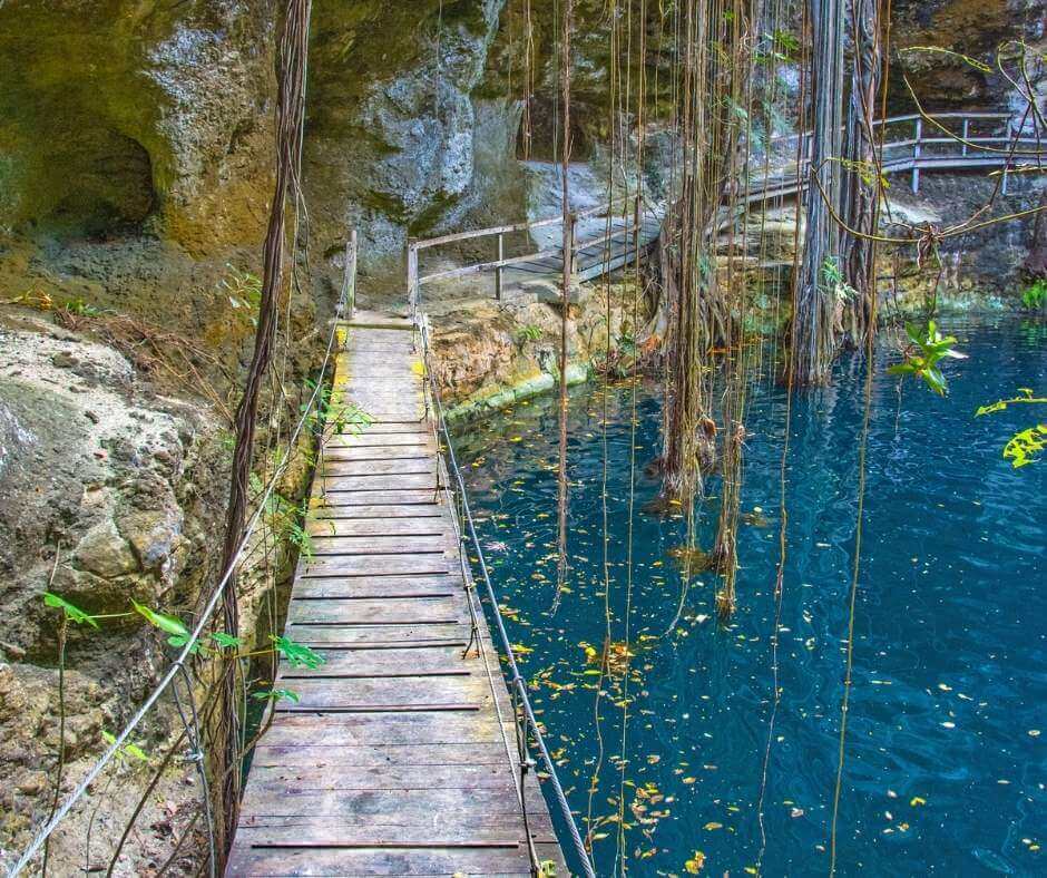 Cenote Xcanche Yucatan