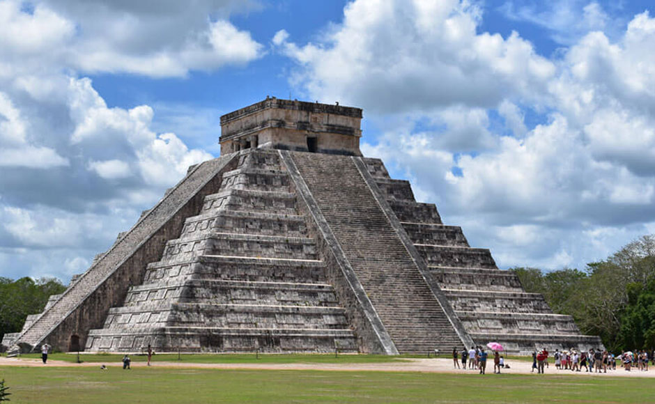 CHICHEN ITZA DISCOVERY